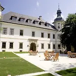 Jufa Schloss Roethelstein Hotel 3*