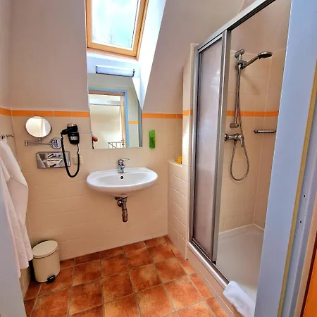 Jufa Schloss Roethelstein ホテル 3*