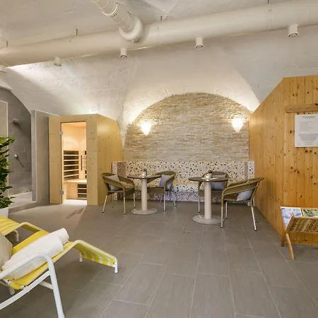 Szálloda Jufa Schloss Roethelstein 3*