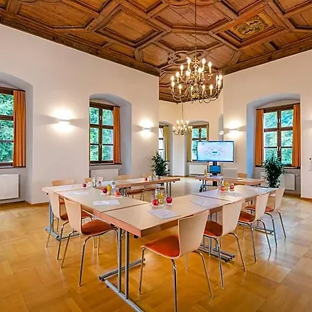 Jufa Schloss Roethelstein 아드몬트