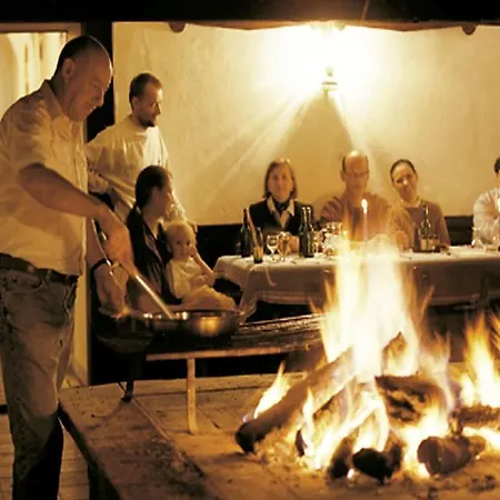 Jufa Schloss Roethelstein 3* 아드몬트