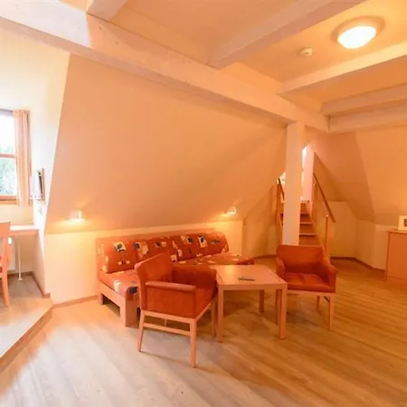 Jufa Schloss Roethelstein 호텔