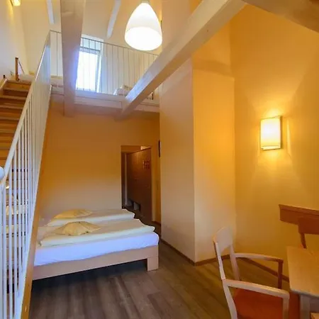 Jufa Schloss Roethelstein アドモント