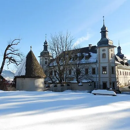 Jufa Schloss Roethelstein 3* Адмонт