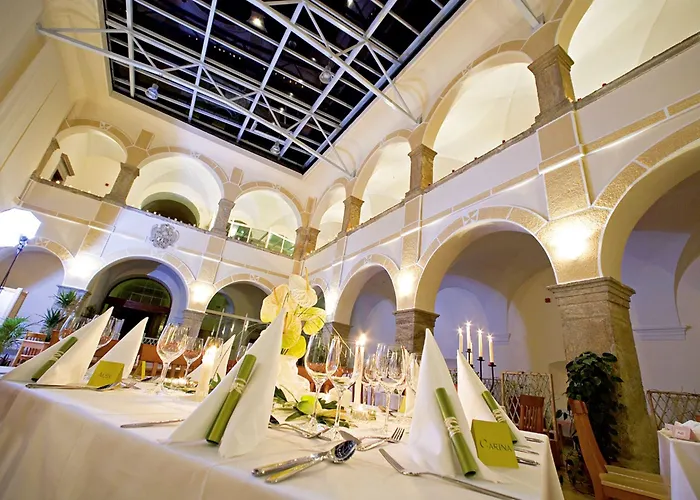 Jufa Schloss Roethelstein 3*