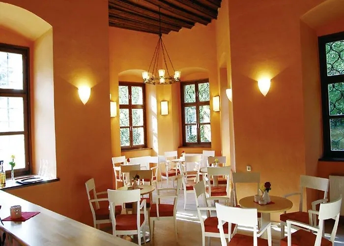 Hotel Jufa Schloss Roethelstein Admont