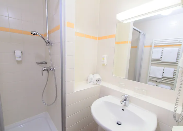 Jufa Schloss Roethelstein