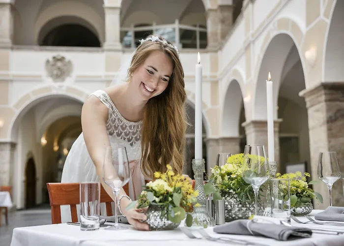 Jufa Schloss Roethelstein 3* أدمونت