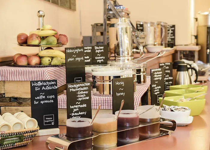 فندق Jufa Schloss Roethelstein أدمونت