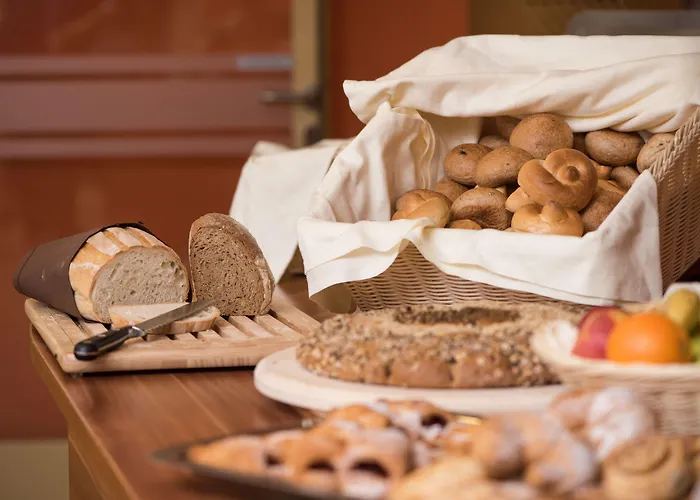 فندق Jufa Schloss Roethelstein