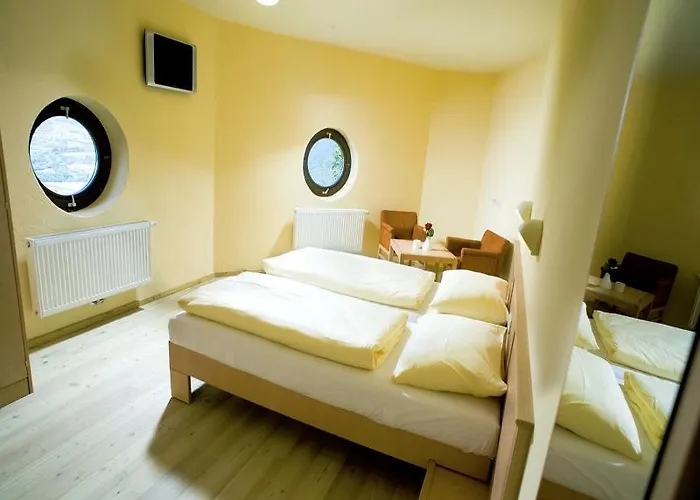 Jufa Schloss Roethelstein