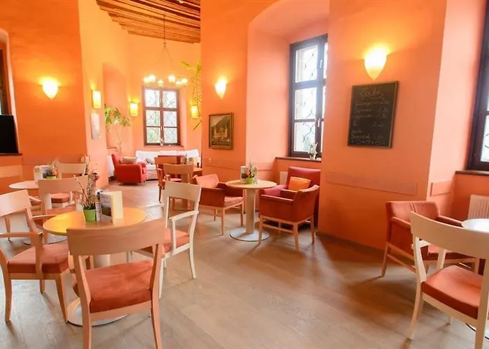 Jufa Schloss Roethelstein Hotell