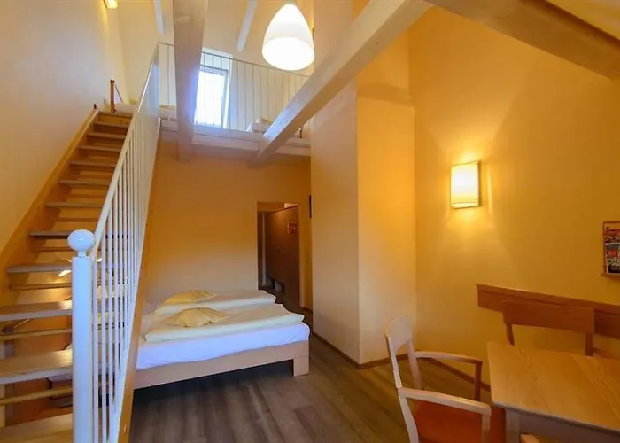 Jufa Schloss Roethelstein Admont